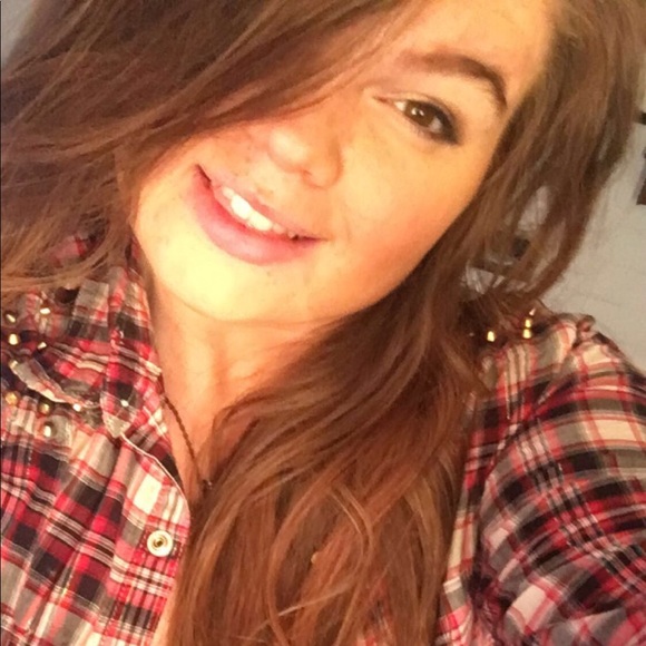 Meet your Posher - Picture 1 of 3